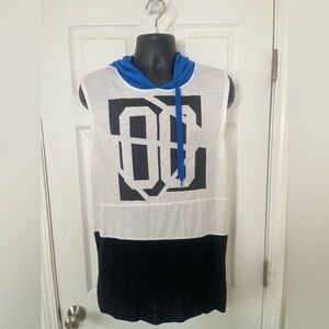 Carbon Black and White Sweatshirt with Bold Graphic (Size: Medium Tall)